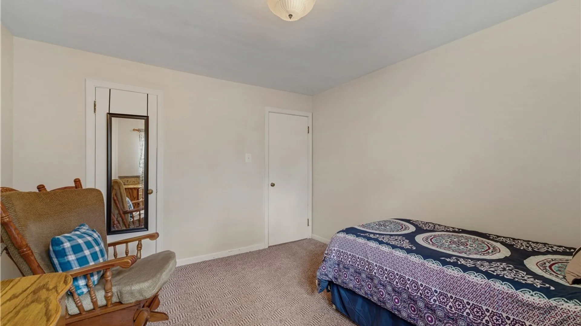 Property at 2462 La Salle Avenue, Niagara Falls, NY 14301 16