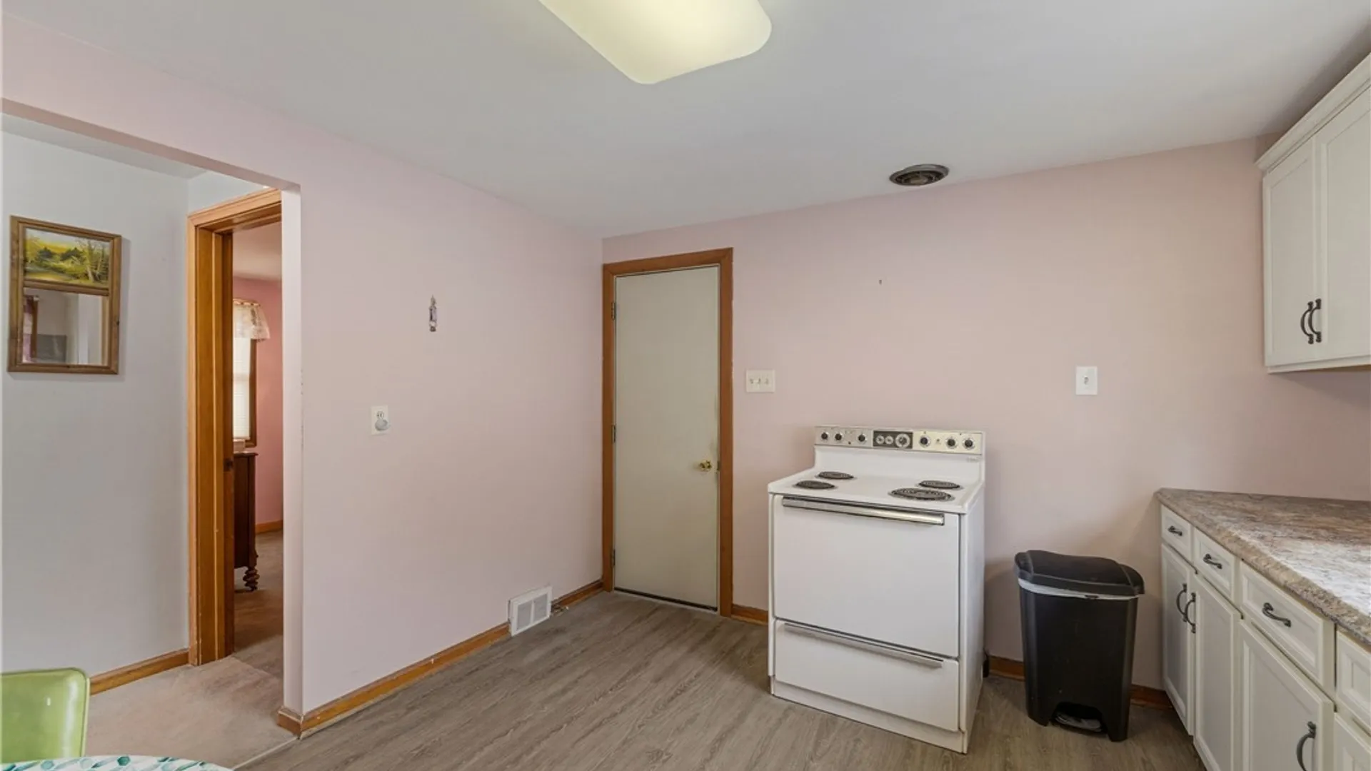 Property at 2462 La Salle Avenue, Niagara Falls, NY 14301 21