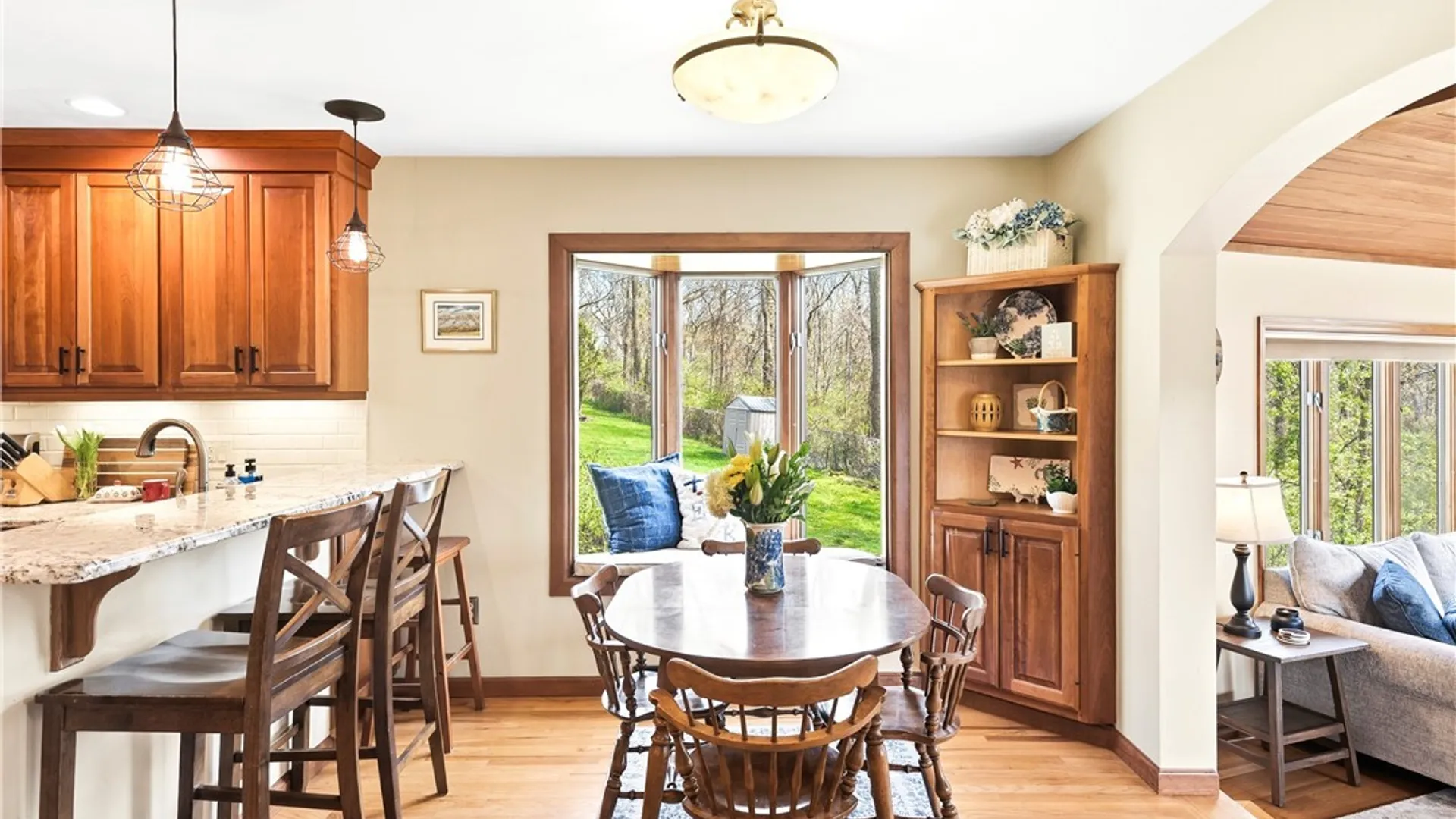 Property at 6 Woodmere, Skaneateles, NY 13152 14