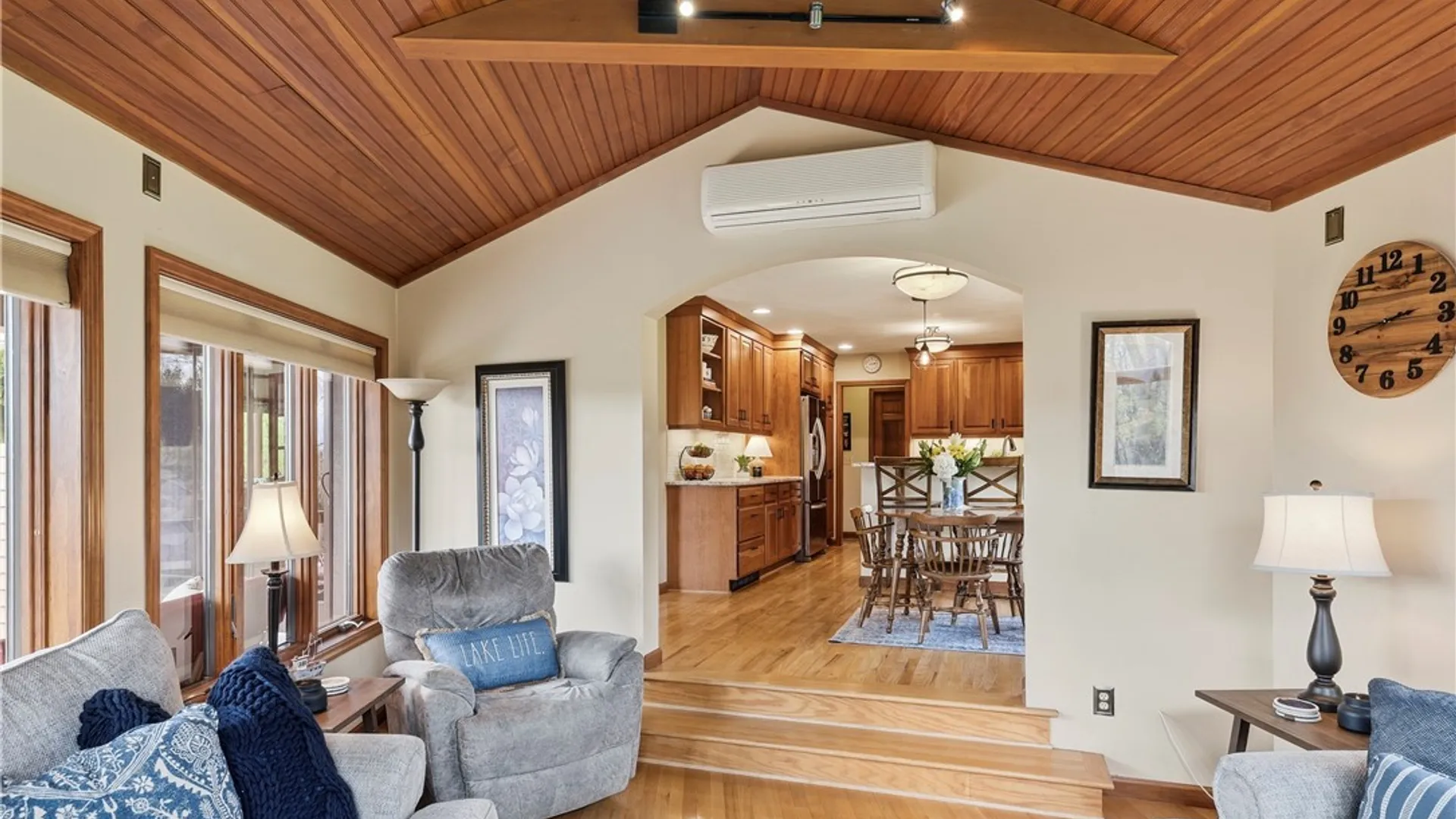 Property at 6 Woodmere, Skaneateles, NY 13152 17