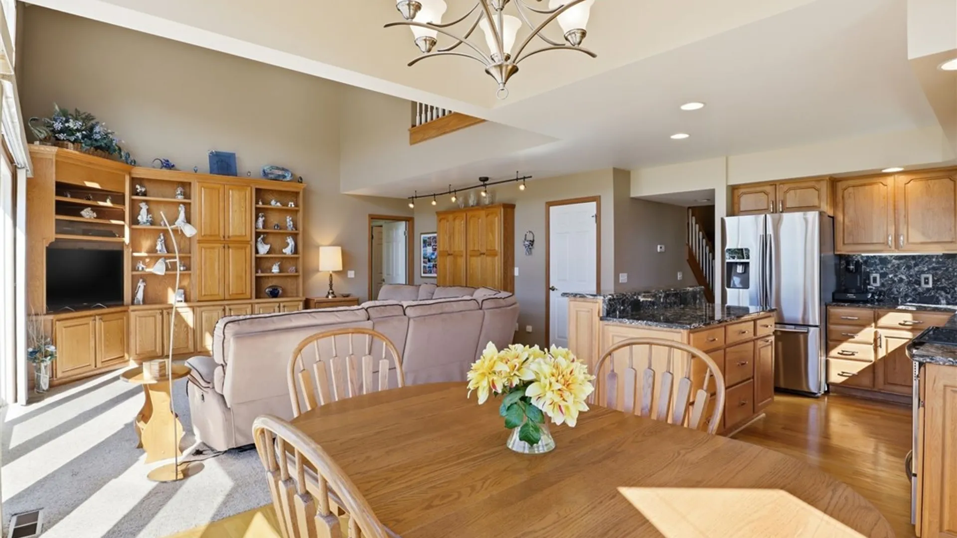 Property at 115 Carousel Ln, Canandaigua City, NY 14424 12