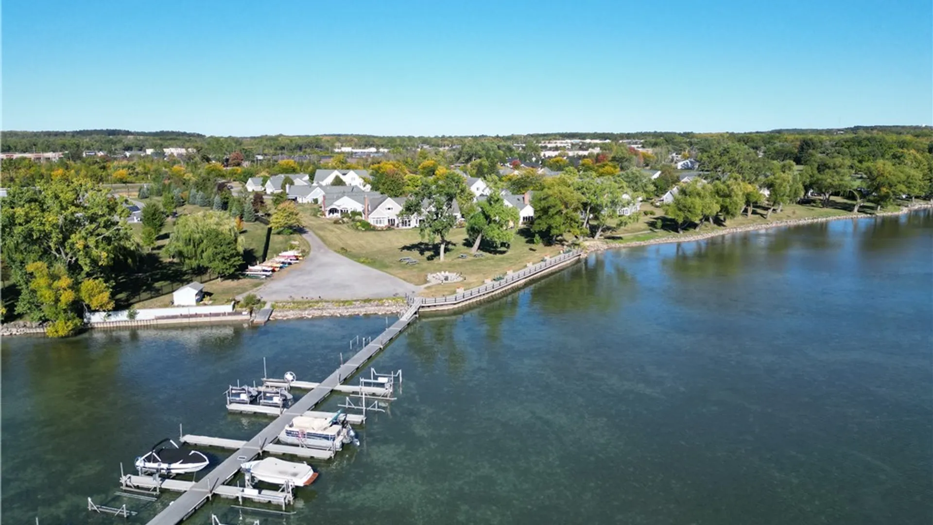 Property at 115 Carousel Ln, Canandaigua City, NY 14424 36