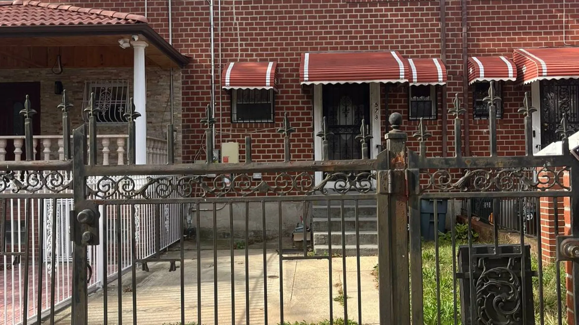 Property at 578 Christopher Ave, Brooklyn, NY 11212 7