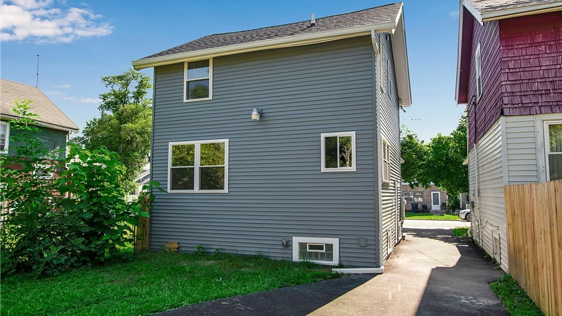 Property at 702 Norfolk Avenue, Buffalo, NY 14215 5