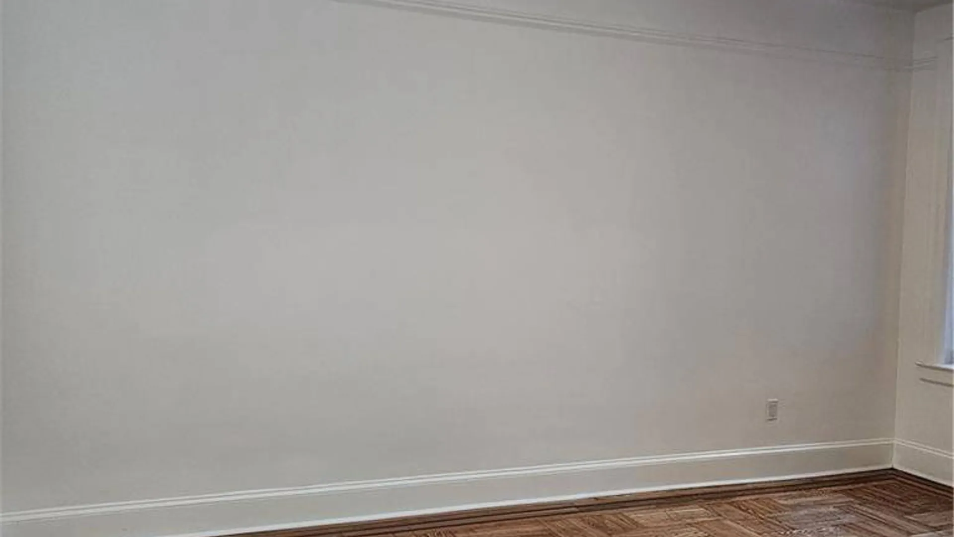 Property at 590 Parkside Ave, Brooklyn, NY 11226 14