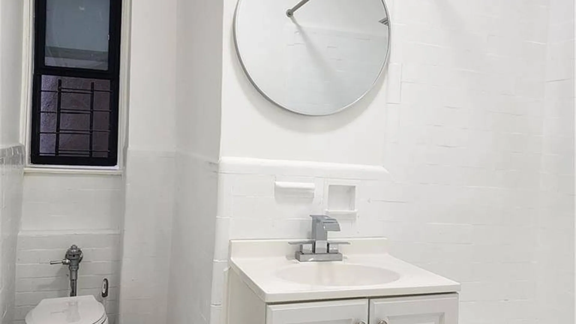 Property at 590 Parkside Ave, Brooklyn, NY 11226 17