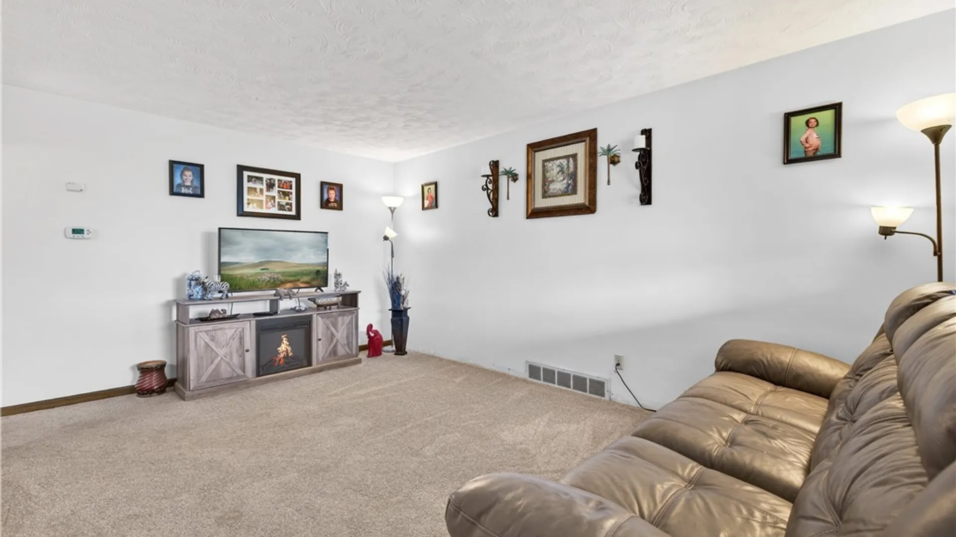 Property at 6151 Whitham Drive, Niagara, NY 14304 10