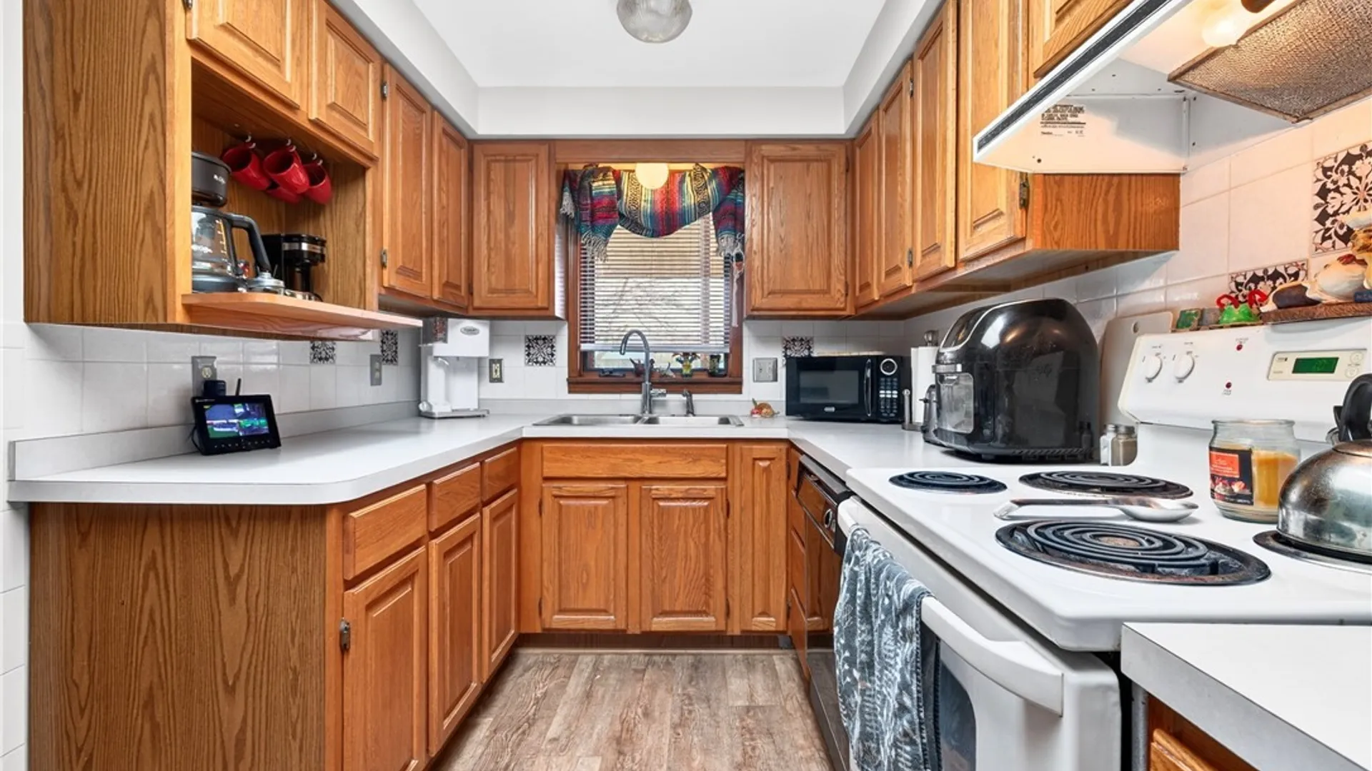 Property at 6151 Whitham Drive, Niagara, NY 14304 23