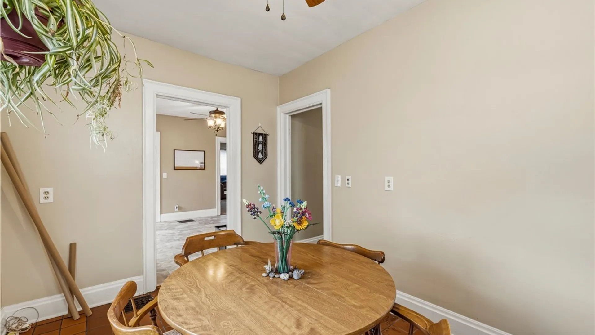 Property at 342 East Avenue, Lockport City, NY 14094 10