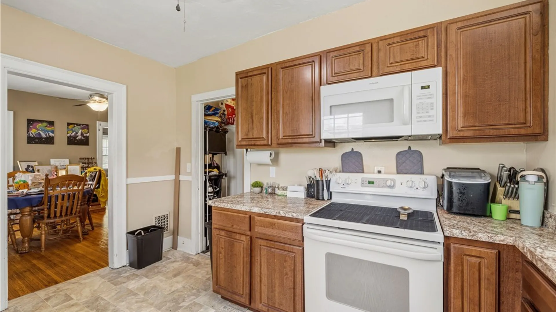Property at 342 East Avenue, Lockport City, NY 14094 21