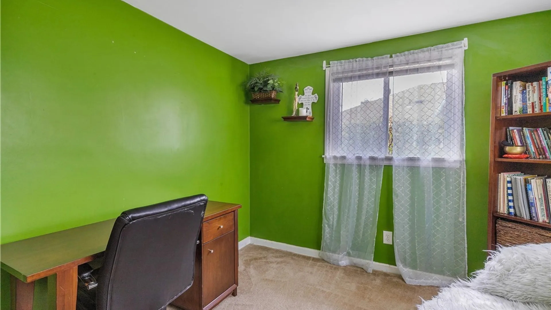 Property at 206 Treehaven Drive, Cheektowaga, NY 14215 26