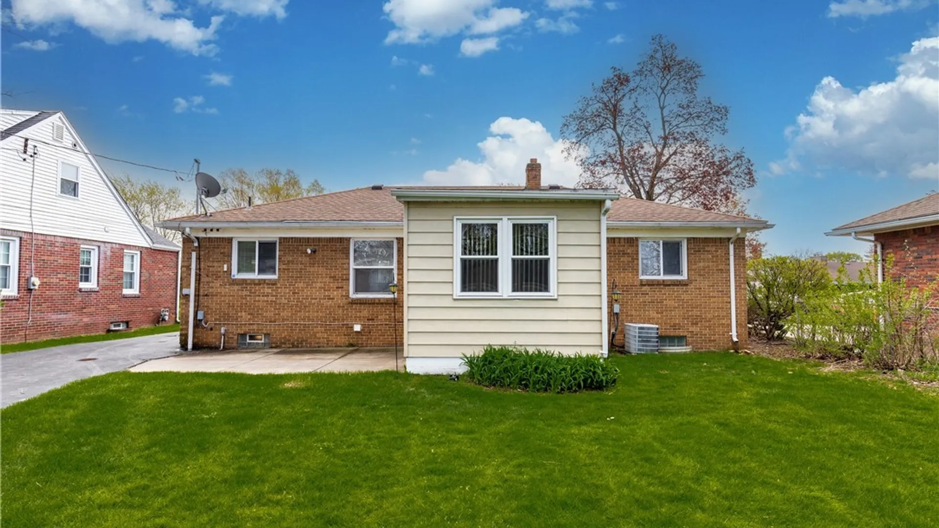 Property at 206 Treehaven Drive, Cheektowaga, NY 14215 42