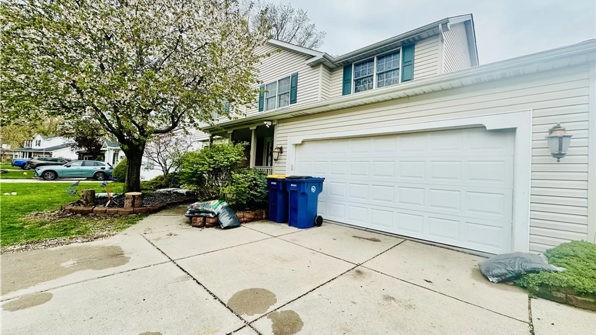 Property at 29 Continental Drive, Lockport City, NY 14094 3