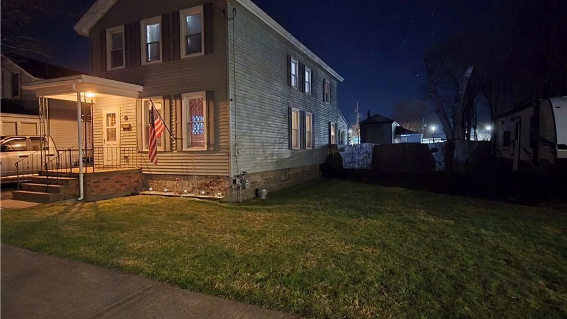 Property at 8 5th Street, Oswego, NY 13126 3