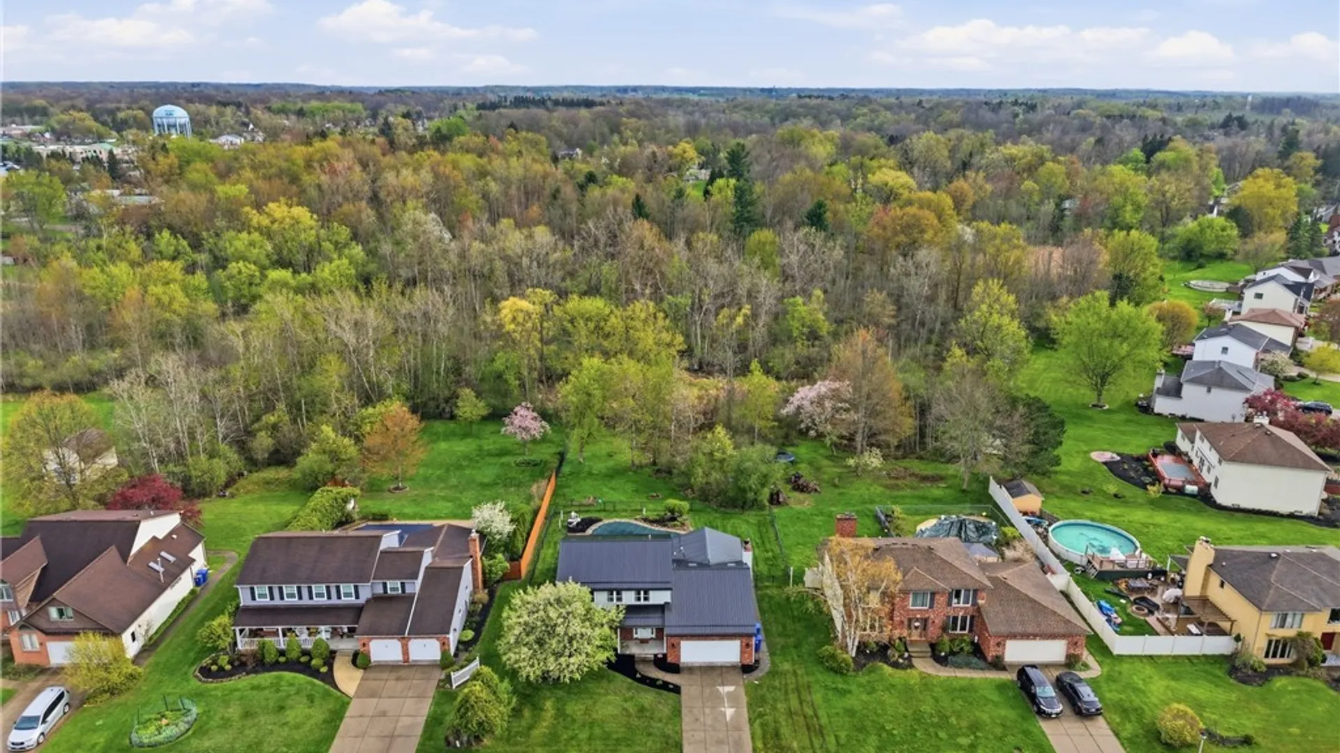 Property at 14 Centennial Court, West Seneca, NY 14224 40