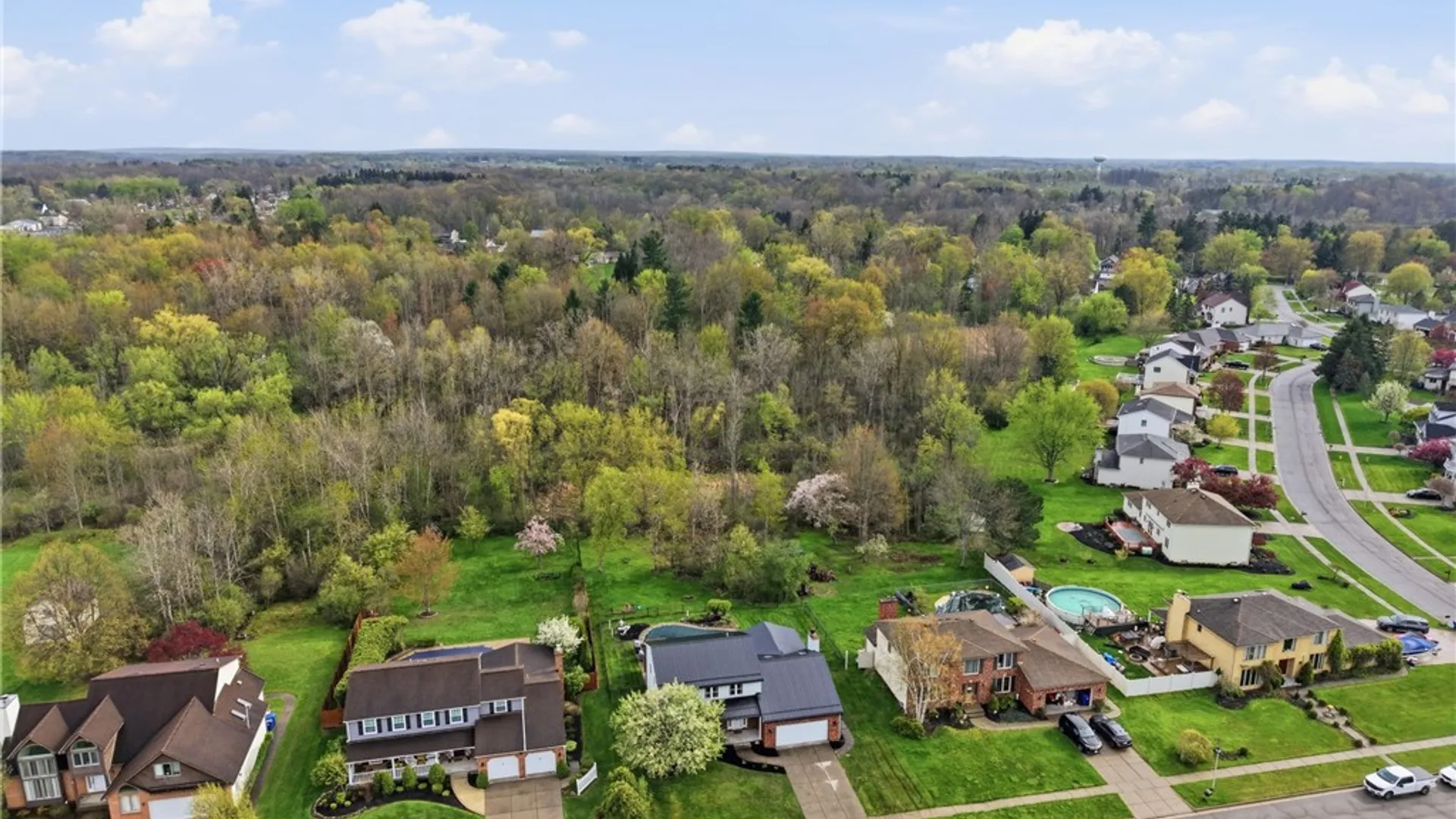 Property at 14 Centennial Court, West Seneca, NY 14224 41