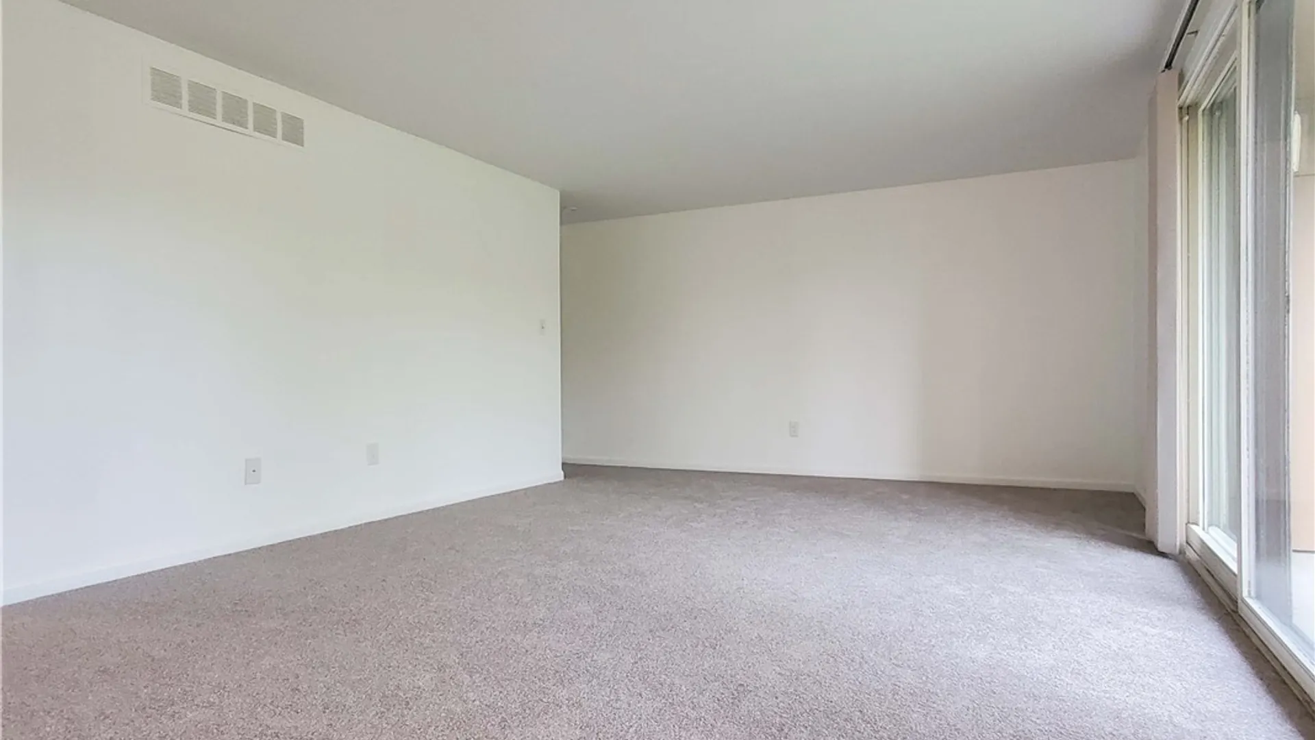 Property at 175 Charter Oaks Drive #2, Amherst, NY 14228 16