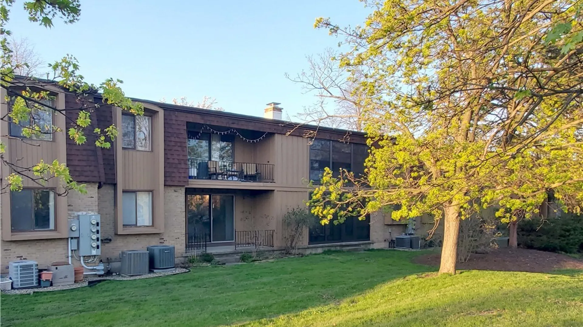Property at 175 Charter Oaks Drive #2, Amherst, NY 14228 3