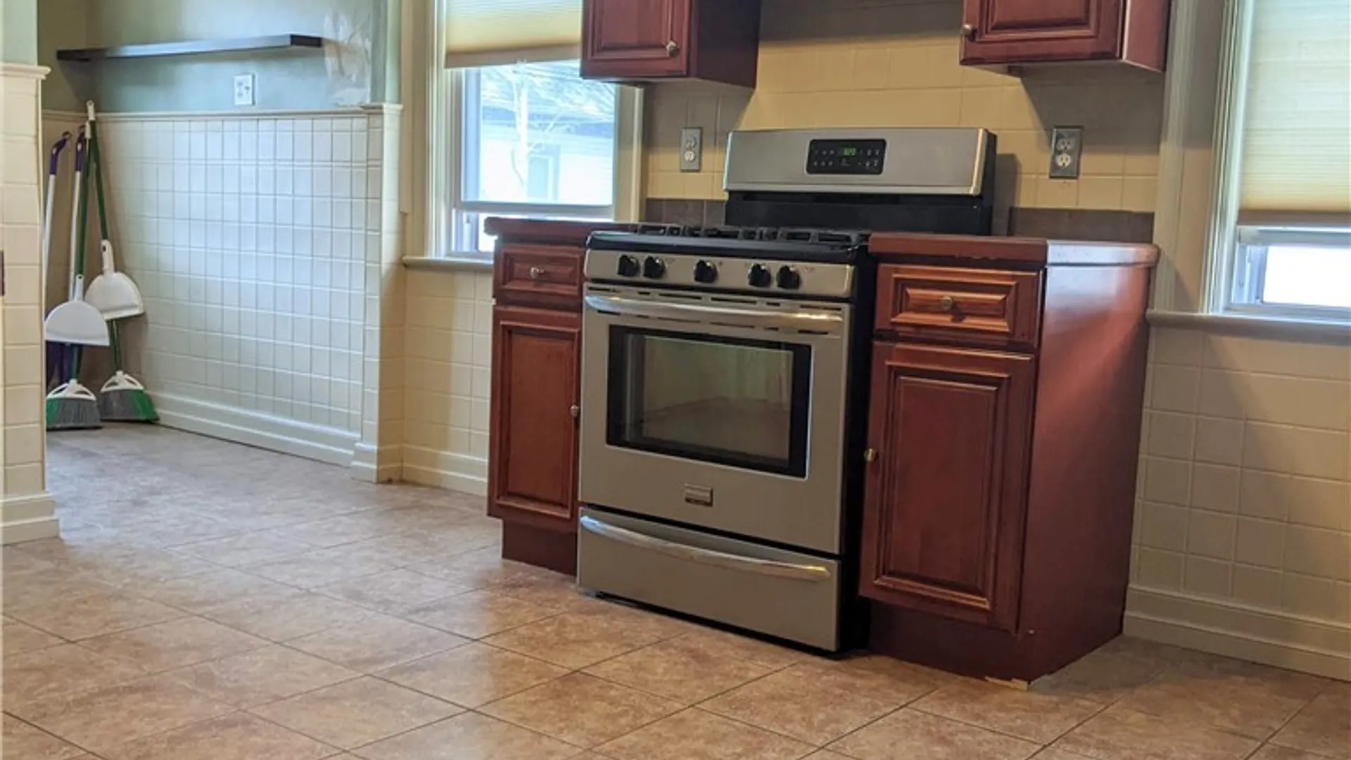 Property at 552 Potomac Avenue, Buffalo, NY 14222 19