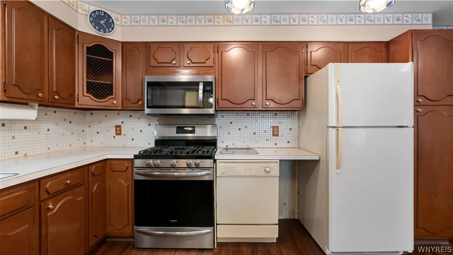 Property at 16 End Avenue, Tonawanda, NY 14217 14