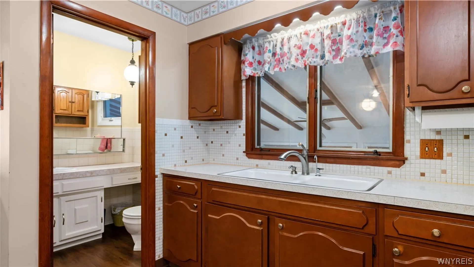 Property at 16 End Avenue, Tonawanda, NY 14217 16