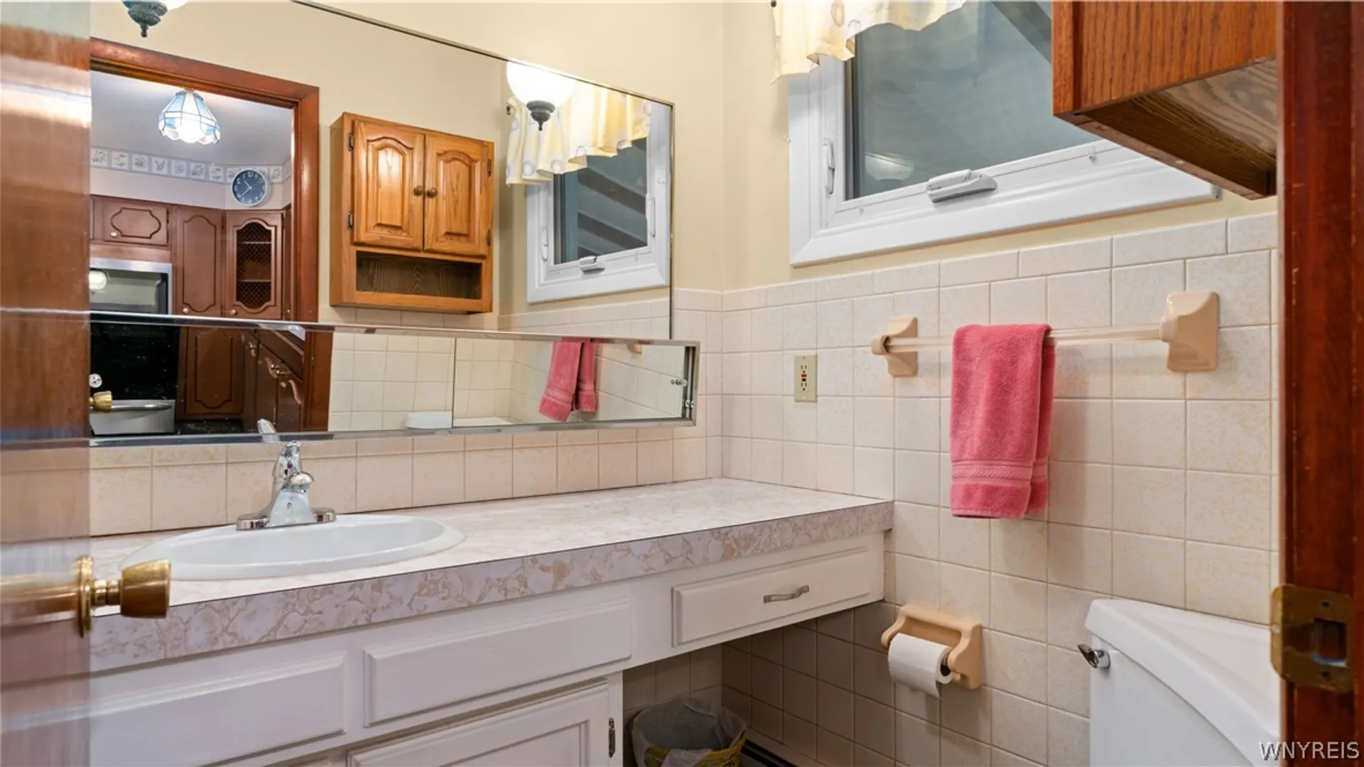 Property at 16 End Avenue, Tonawanda, NY 14217 17