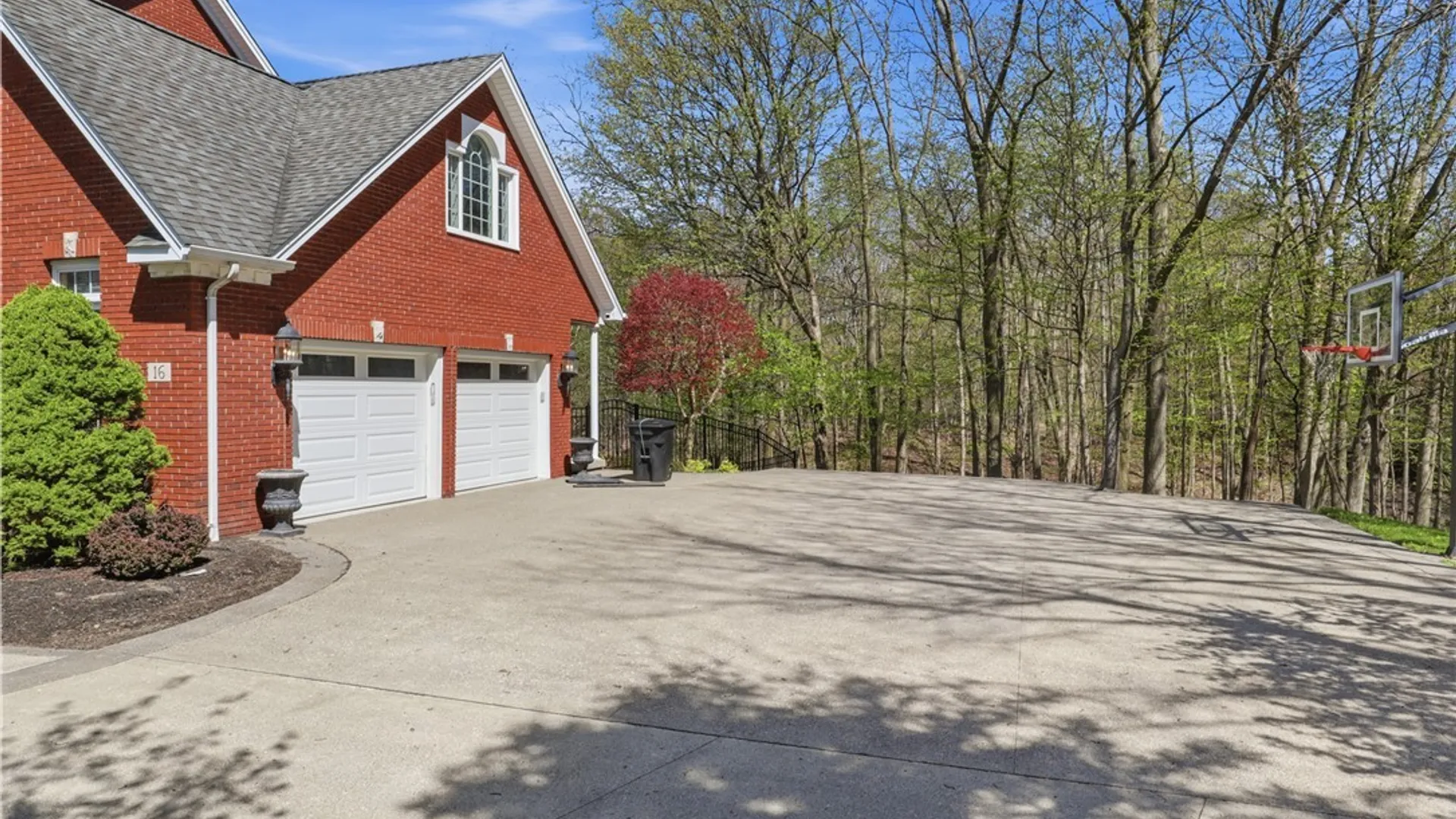 Property at 16 Woodstream Trail, Orchard Park, NY 14127 3