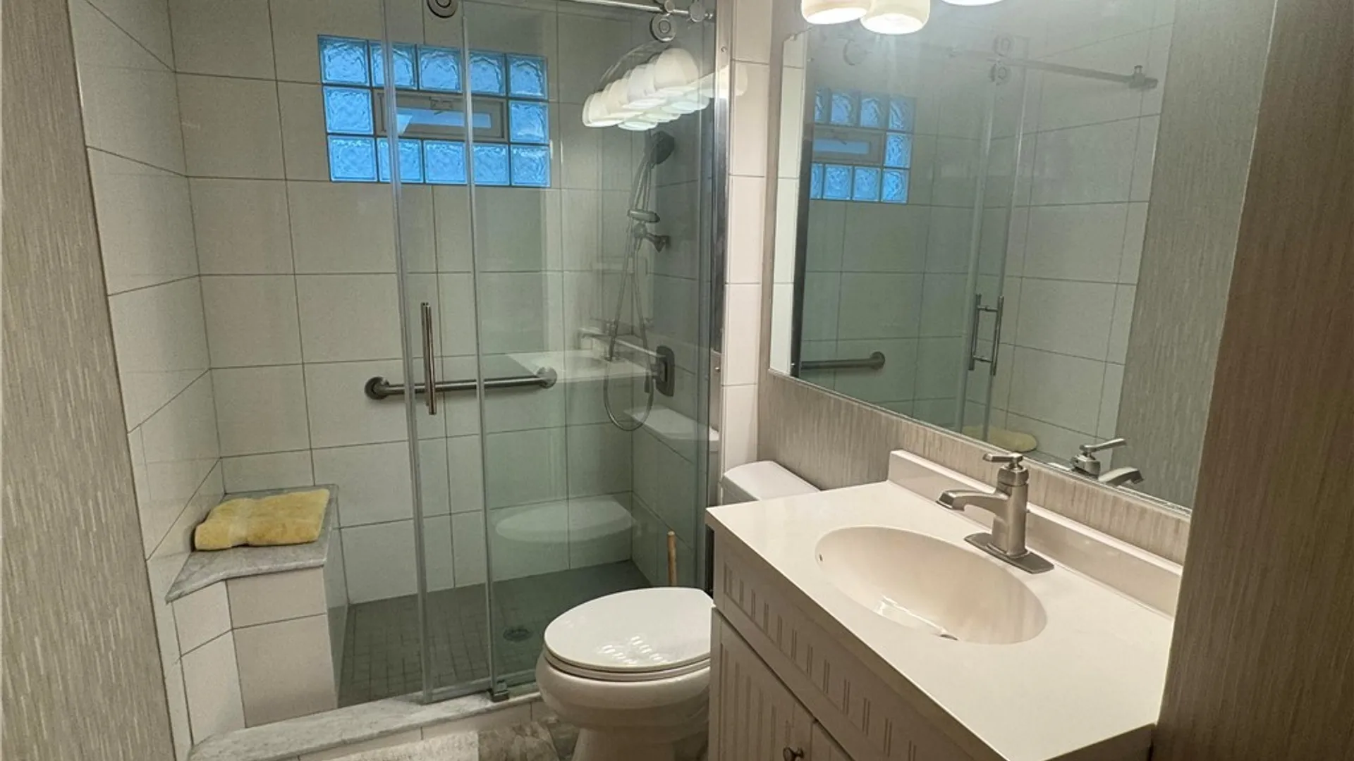 Property at 524 University Lower Avenue, Tonawanda, NY 14223 6