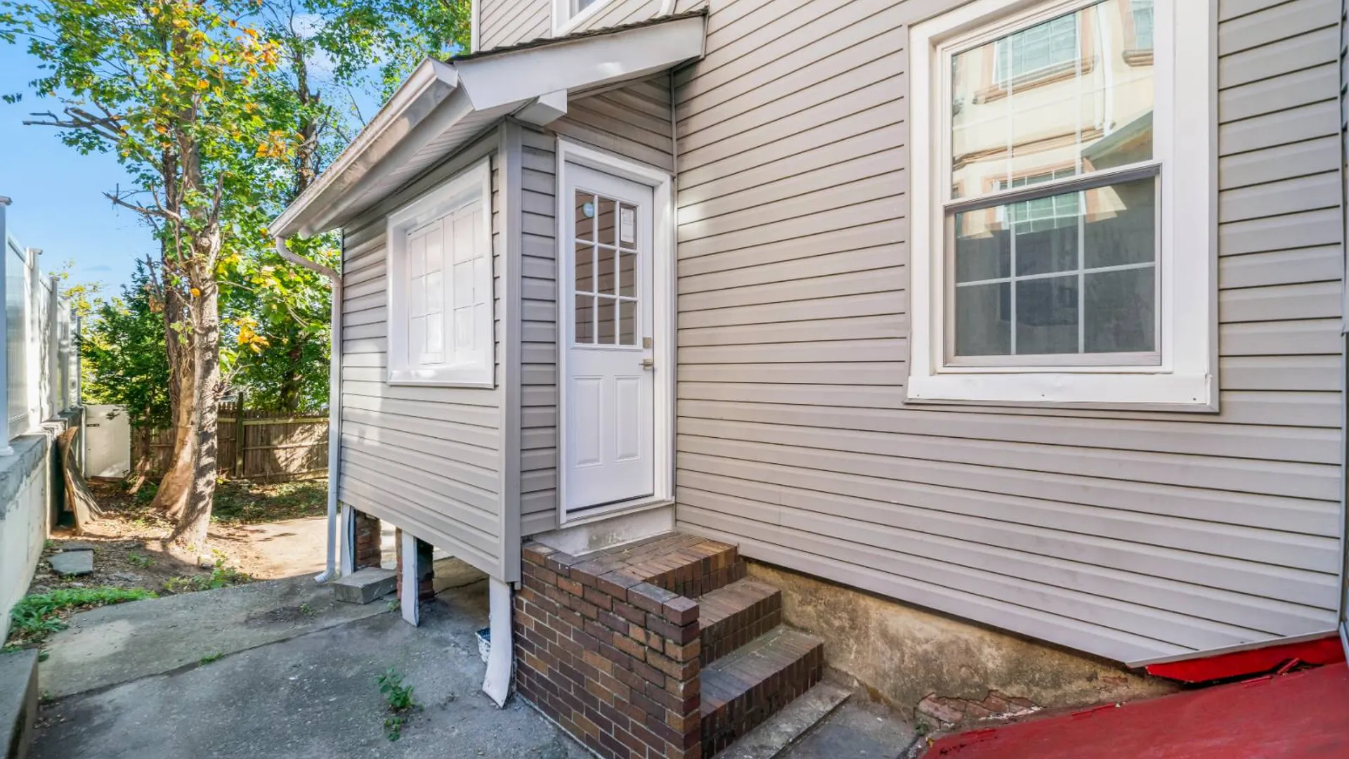 Property at 311 Tompkins Avenue, Staten Island, NY 10304 36