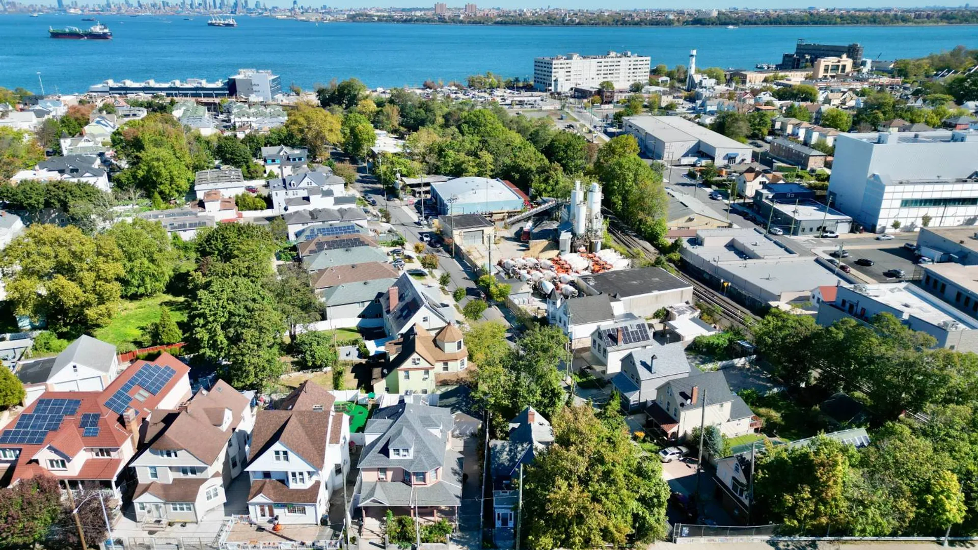 Property at 311 Tompkins Avenue, Staten Island, NY 10304 43