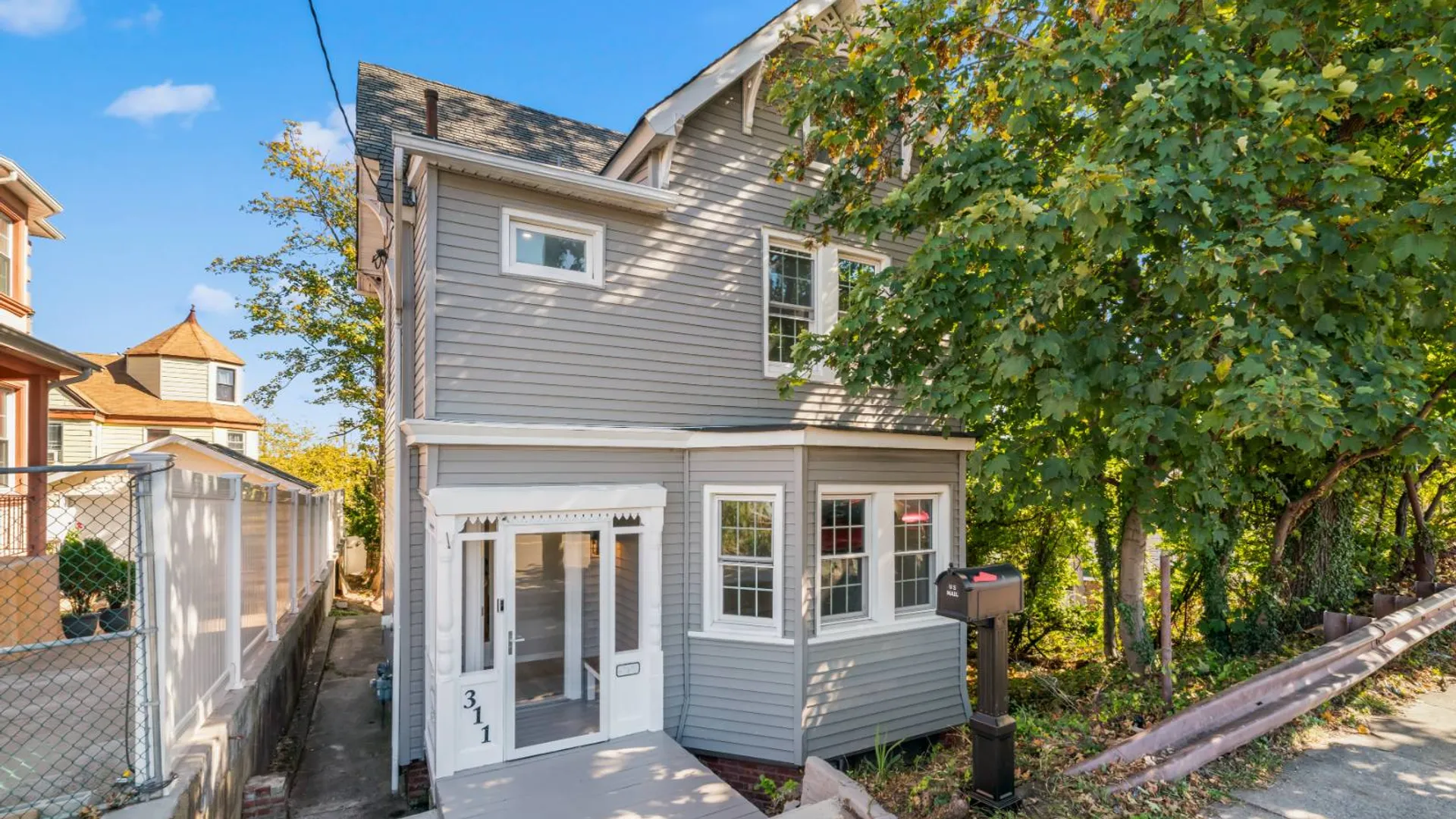Property at 311 Tompkins Avenue, Staten Island, NY 10304 5