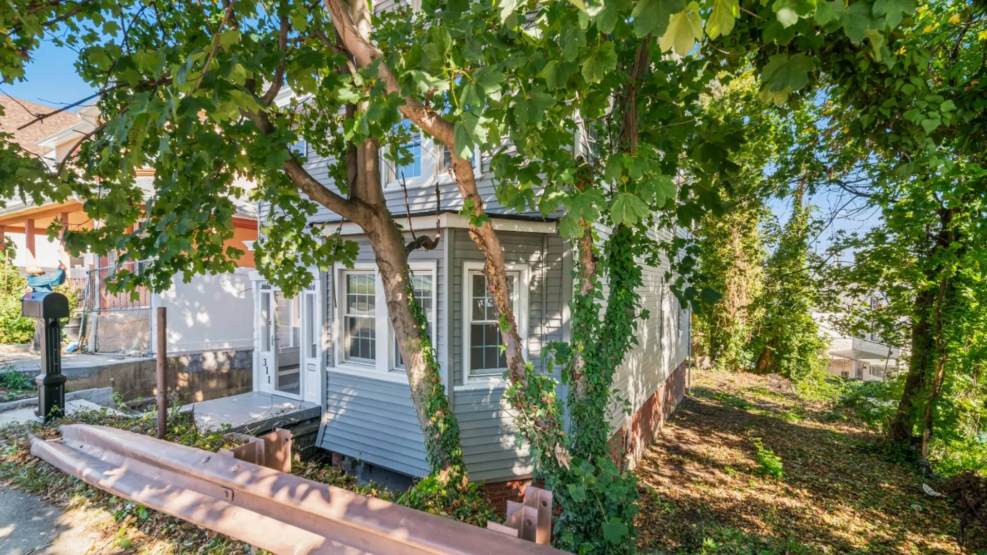 Property at 311 Tompkins Avenue, Staten Island, NY 10304 6