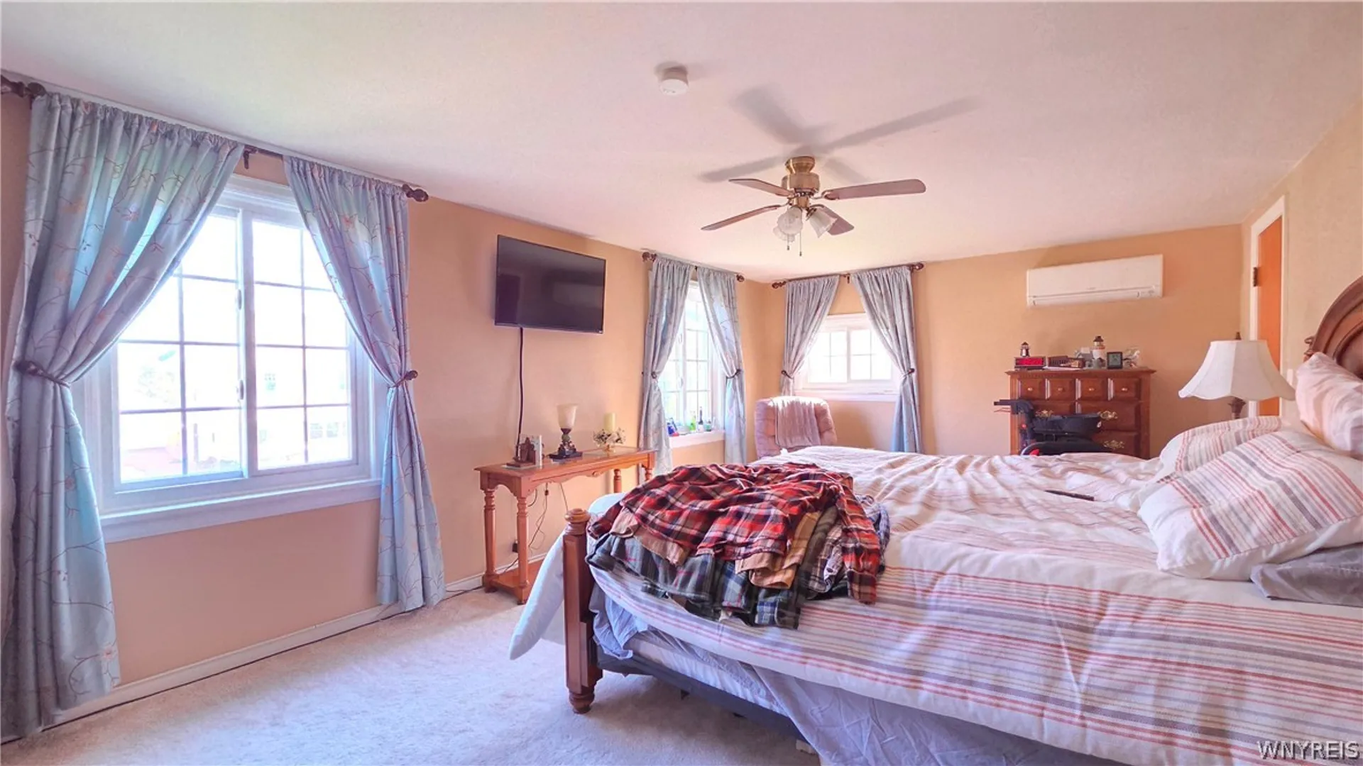 Property at 100 Regent Street, Lockport City, NY 14094 16