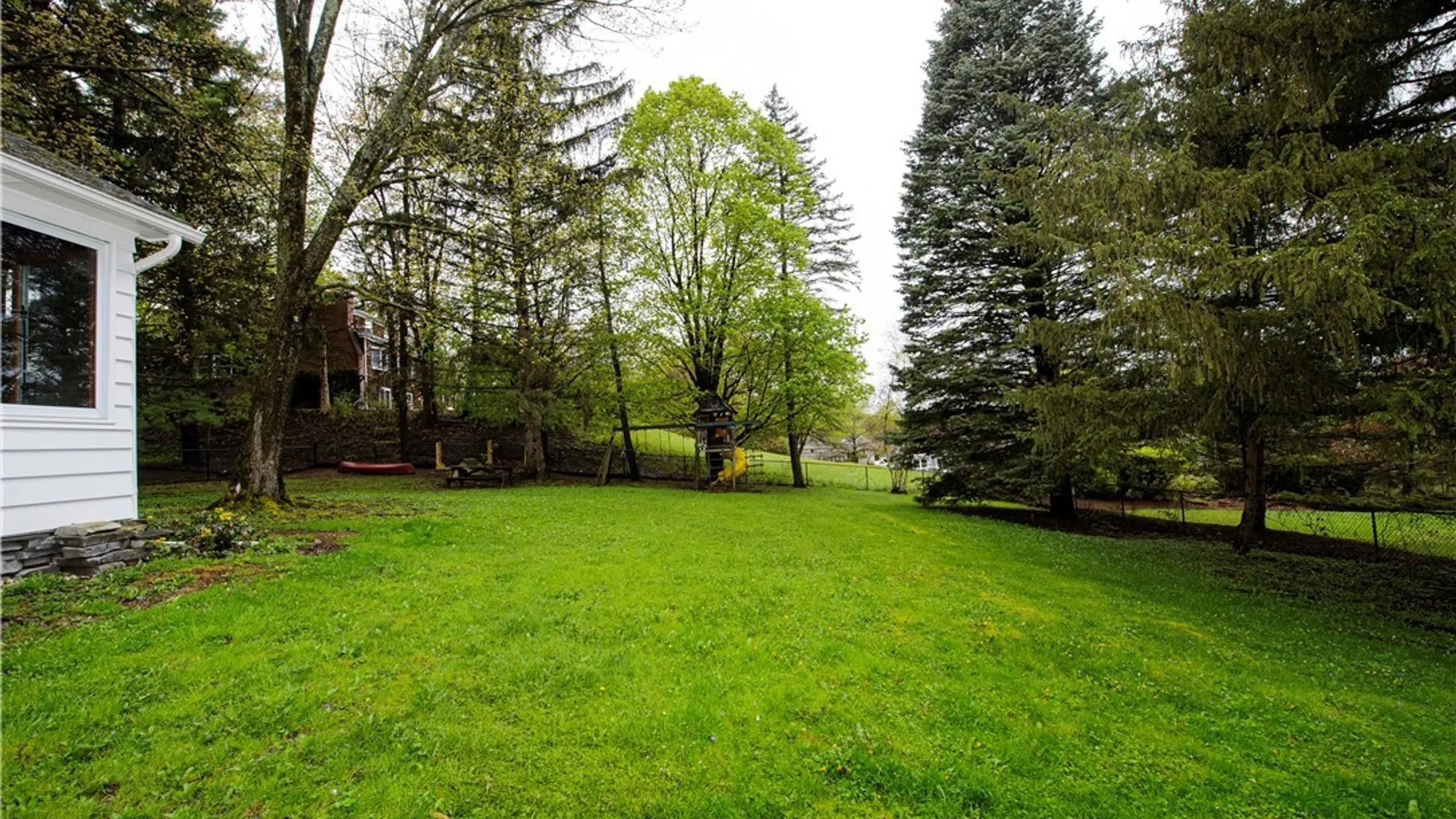 Property at 512 Maple Drive, DeWitt, NY 13066 5