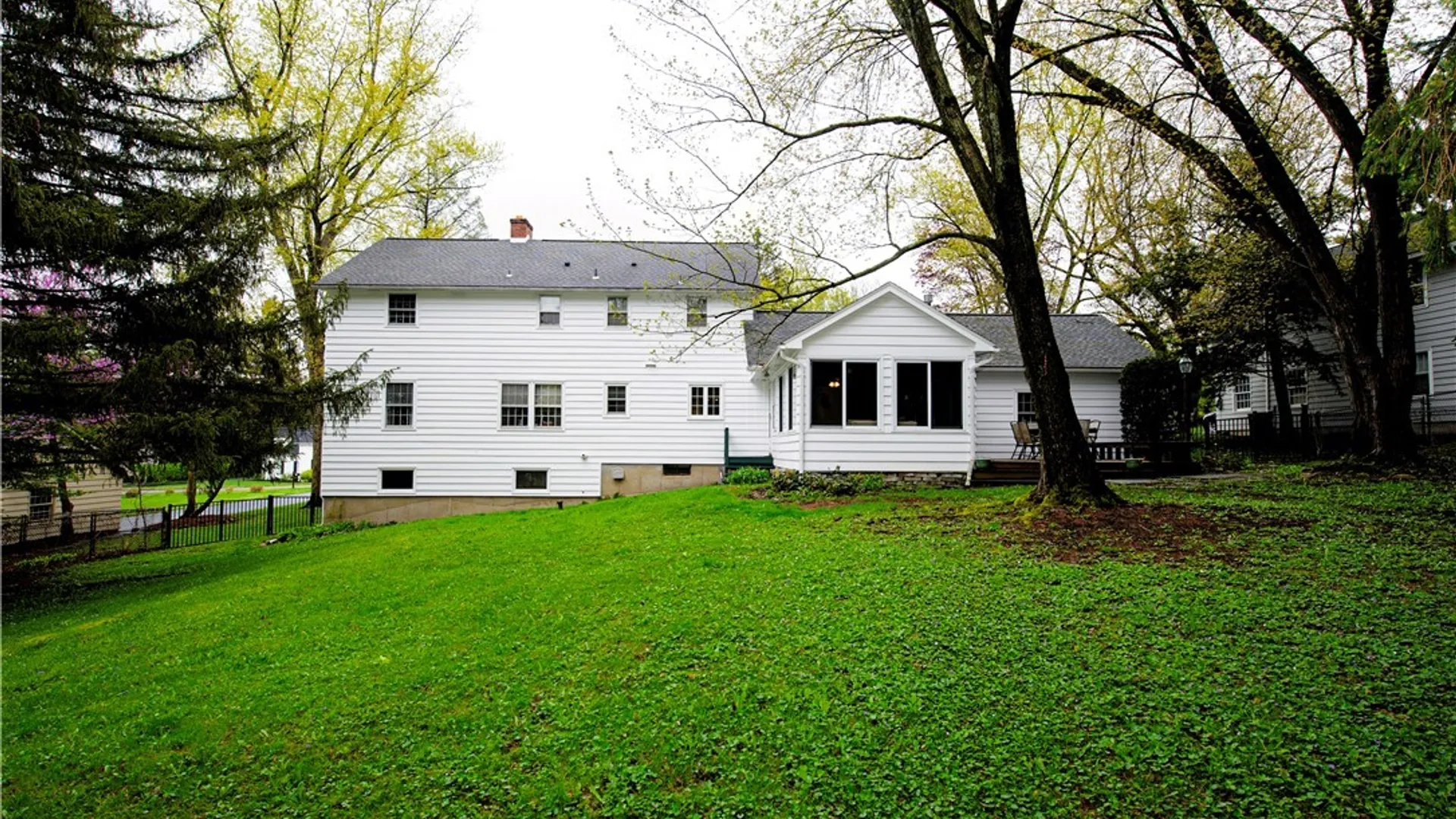 Property at 512 Maple Drive, DeWitt, NY 13066 6