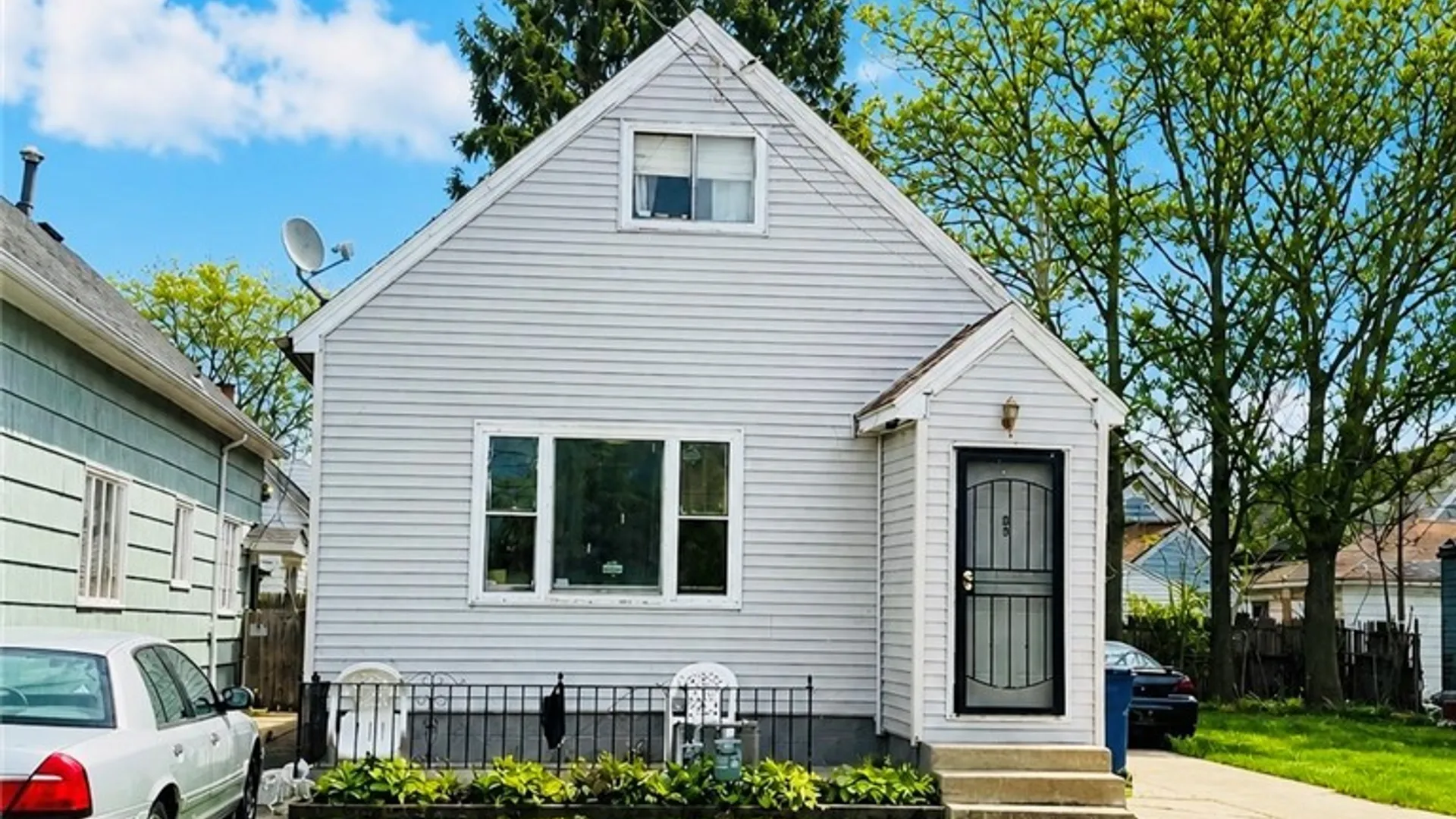 Property at 39 Koons Avenue, Buffalo, NY 14212 2
