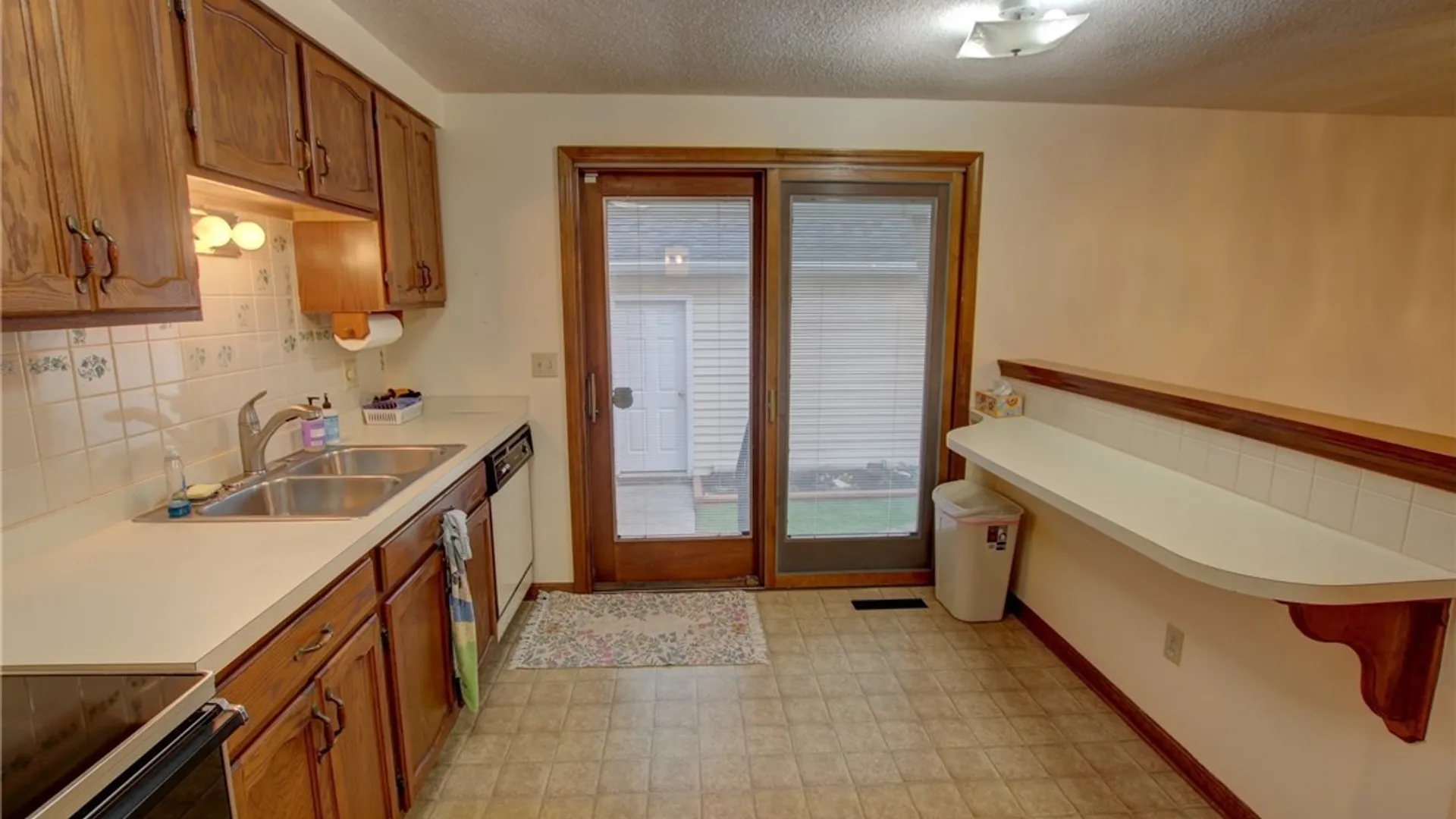 Property at 277 Wimbledon Court, West Seneca, NY 14224 9