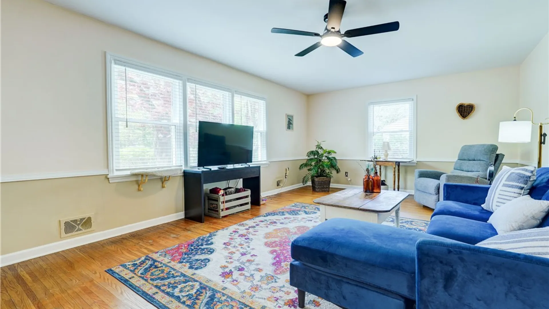 Property at 5662 Palmyra Road, Pittsford, NY 14534 10