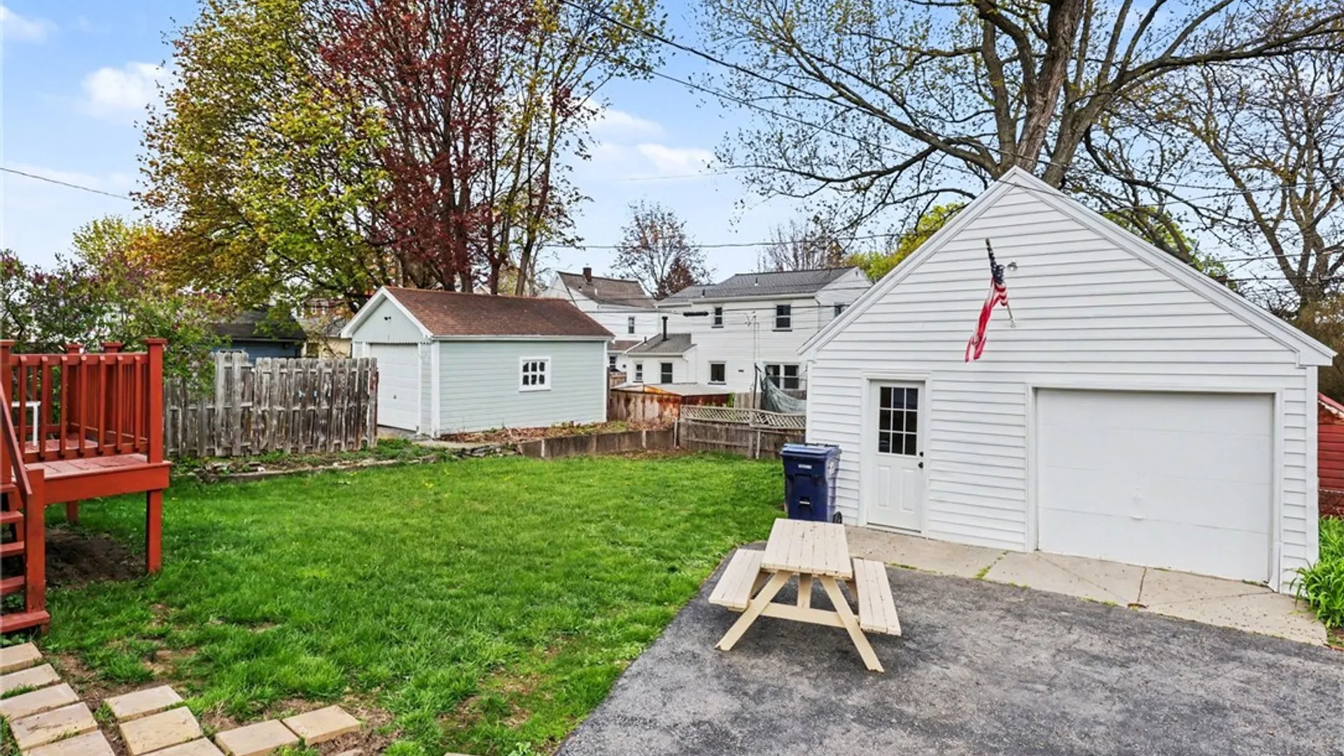 Property at 108 Point Pleasant Road, Irondequoit, NY 14622 5