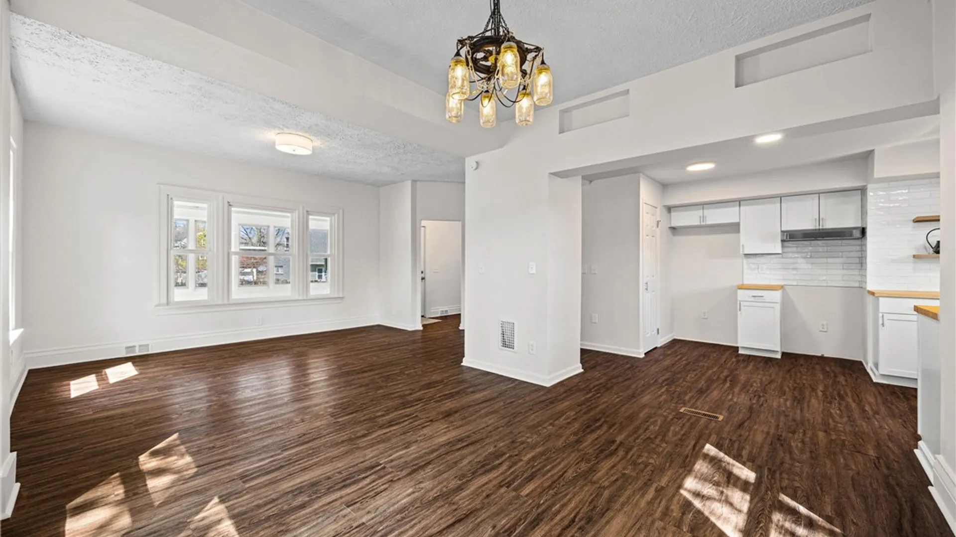 Property at 9 Welstead Place, Rochester, NY 14613 13