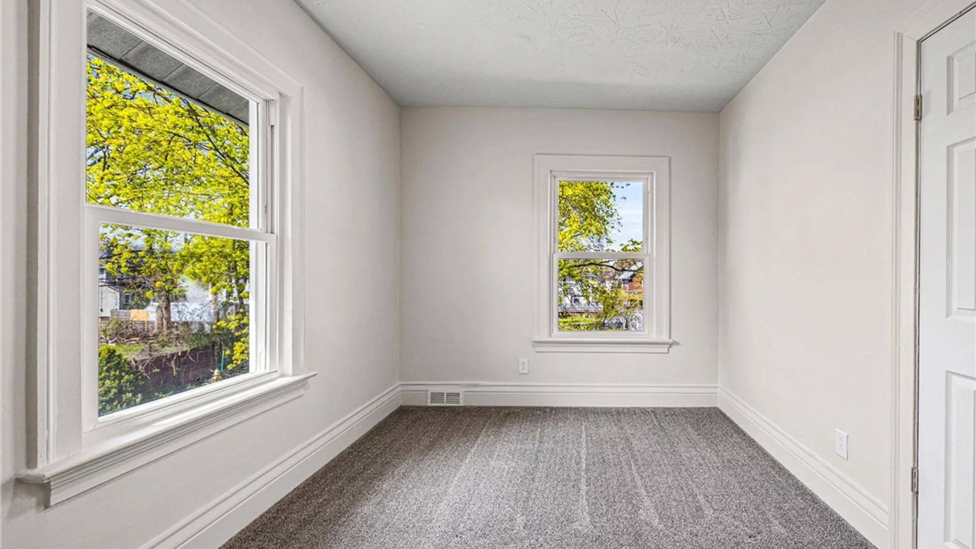 Property at 9 Welstead Place, Rochester, NY 14613 32