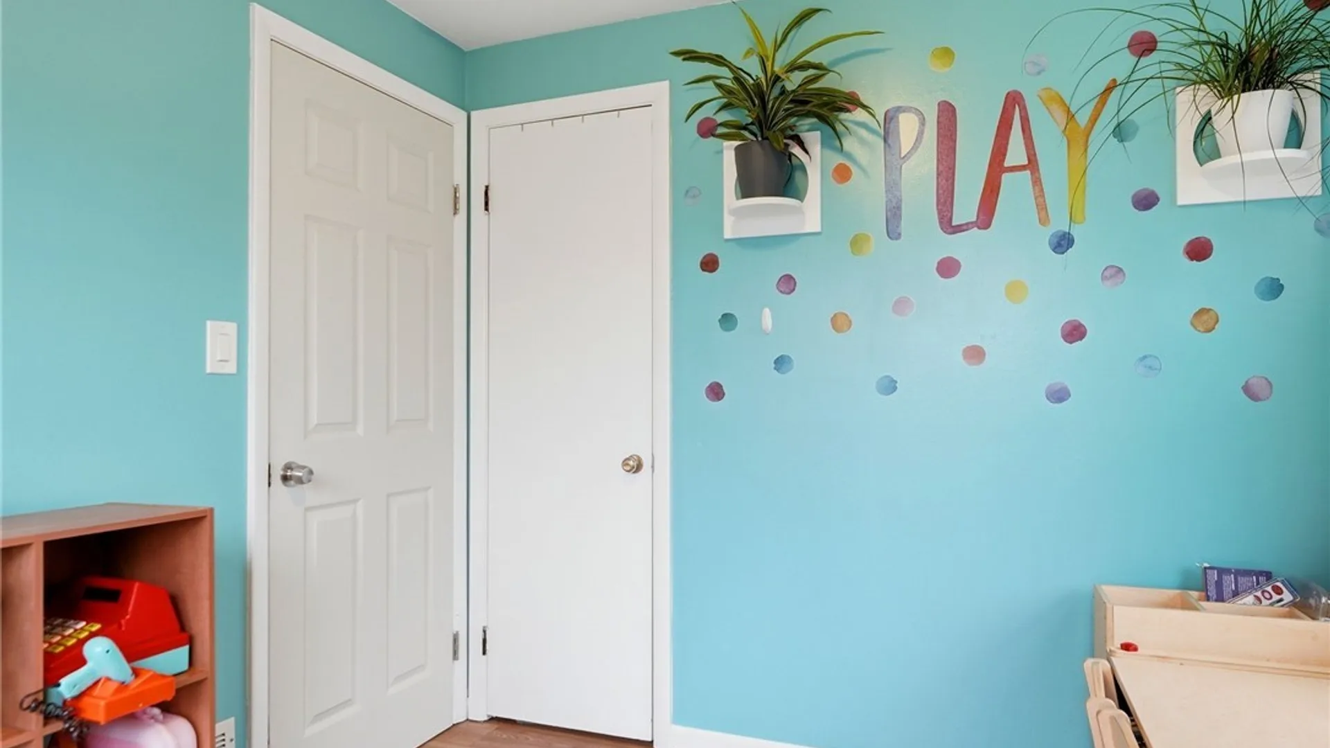 Property at 25 Rossiter Avenue, Cheektowaga, NY 14043 15