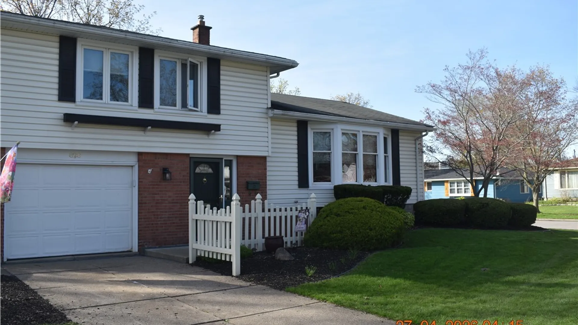 Property at 828 Sun Valley Drive, North Tonawanda, NY 14120 2