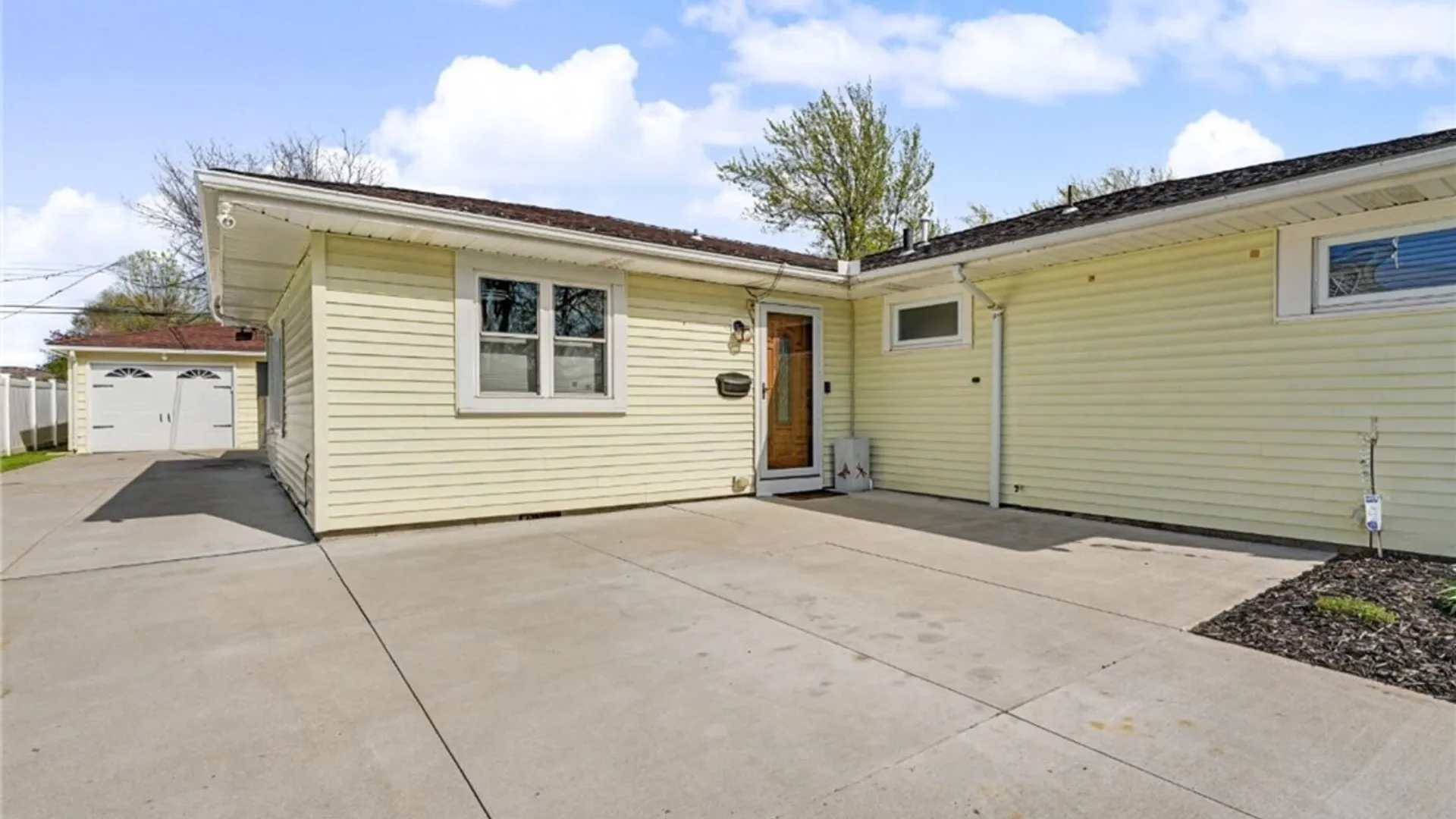Property at 187 Overbrook Avenue, Tonawanda, NY 14150 29