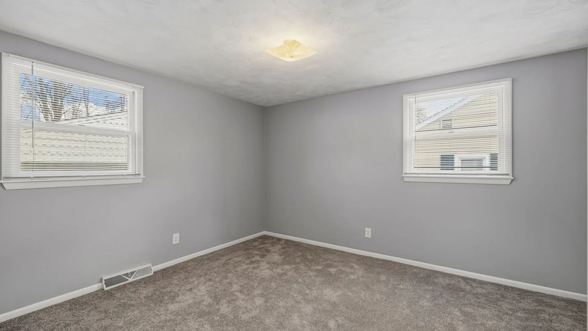 Property at 1452 Sherwood Avenue, North Tonawanda, NY 14120 14