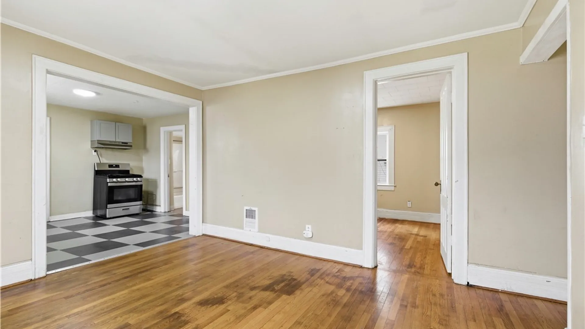 Property at 1024 Danforth Street, Syracuse, NY 13208 10