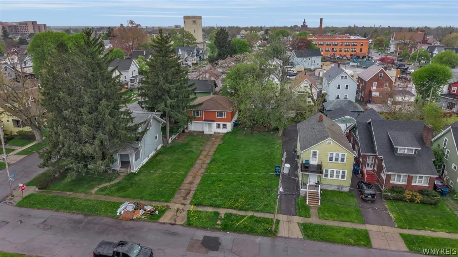 Property at 10 Palos Place, Buffalo, NY 14215 4