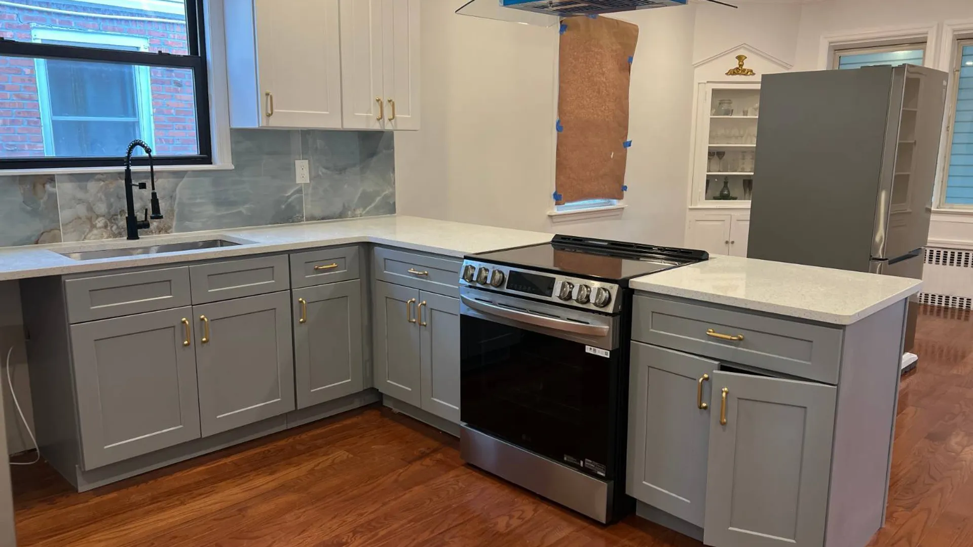 Property at 139-16 230th Pl, Laurelton, NY 11422 4