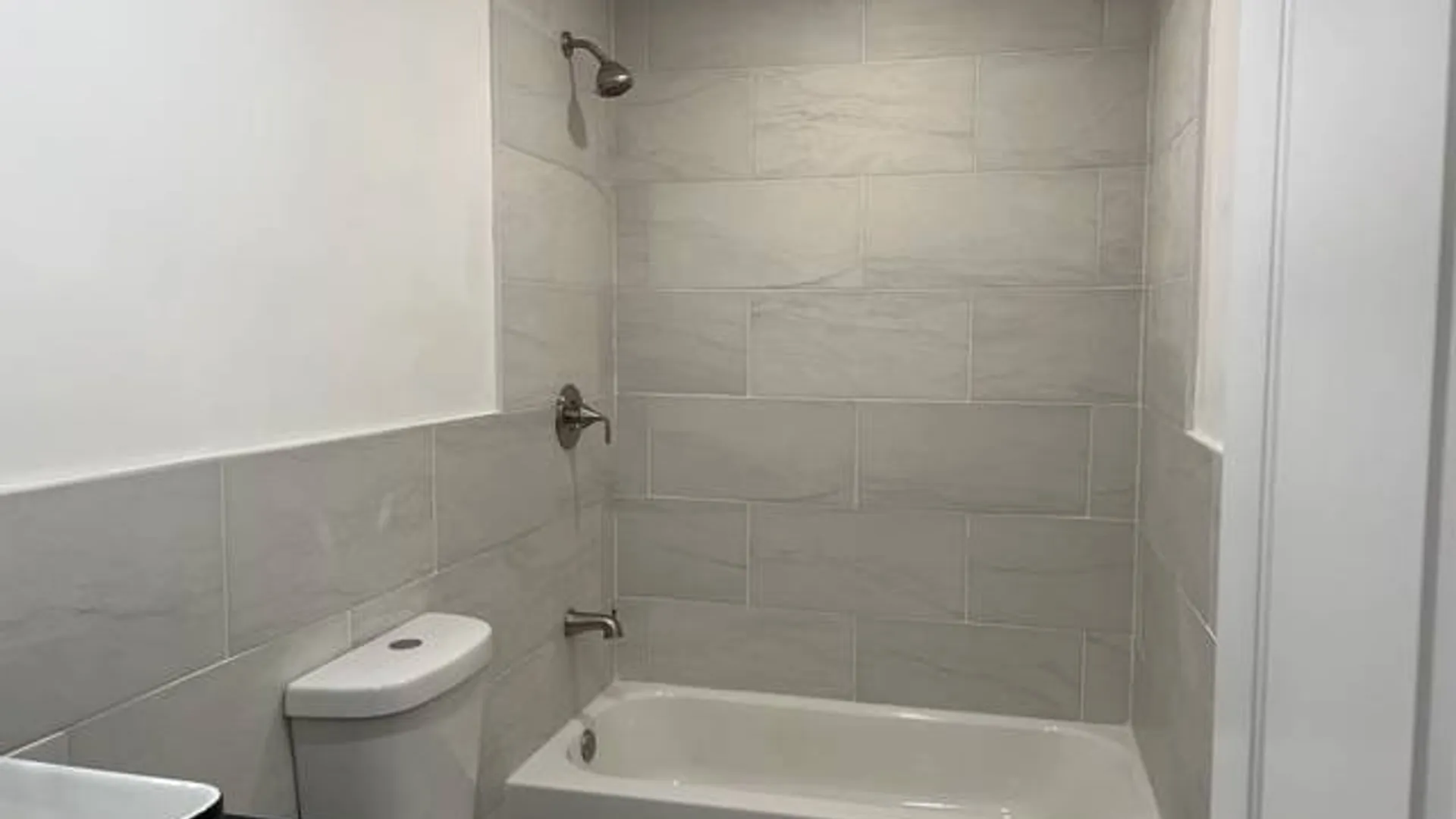 Property at 139-16 230th Pl, Laurelton, NY 11422 6