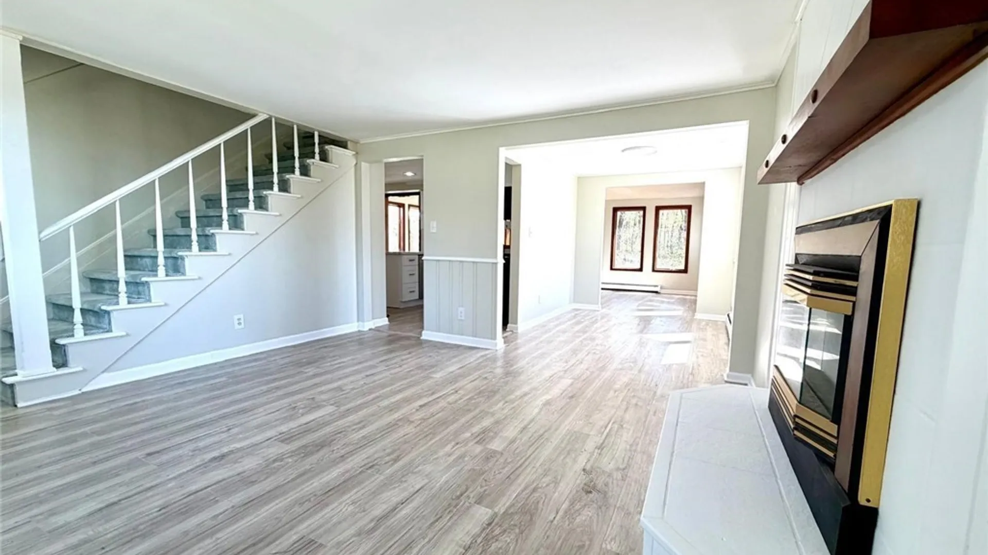 Property at 2099 Weiser Court, North Collins, NY 14111 5